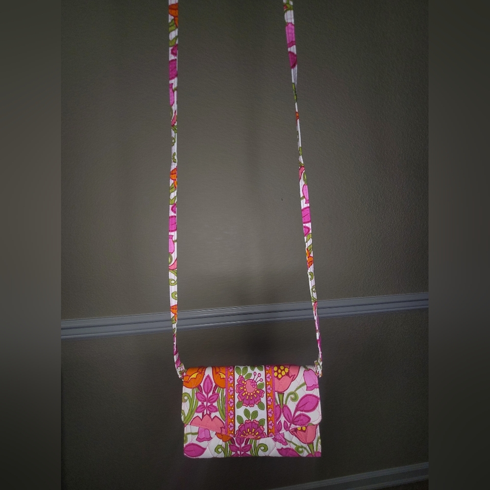 NWOT Vera Bradley Crossbody 🌷💐🌼